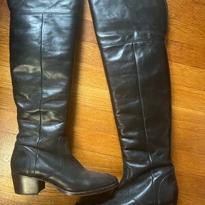 Black Frye boots